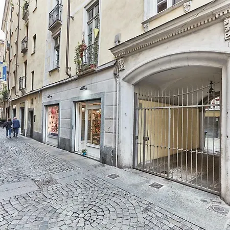 Silenzioso Nel Centro Storico *
